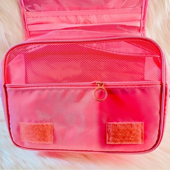 Travel Accessory Bundle - Picture 14 of 14